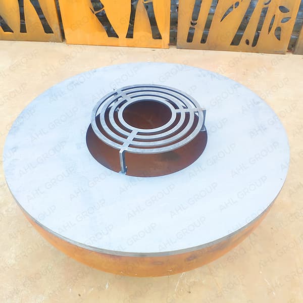 <h3>Corten Fire Pit - Pitts & Spitts</h3>
